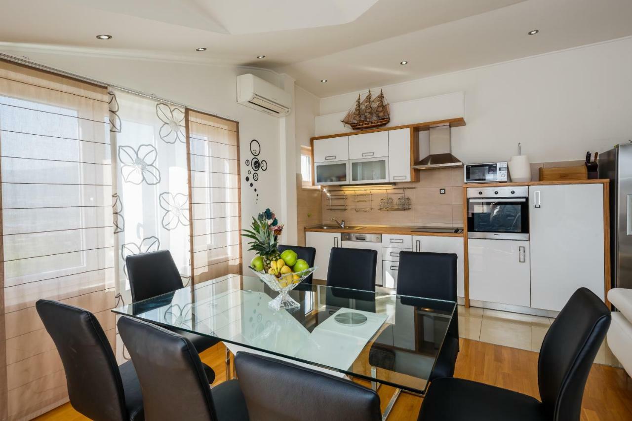 Apartments Selak Split Exterior foto