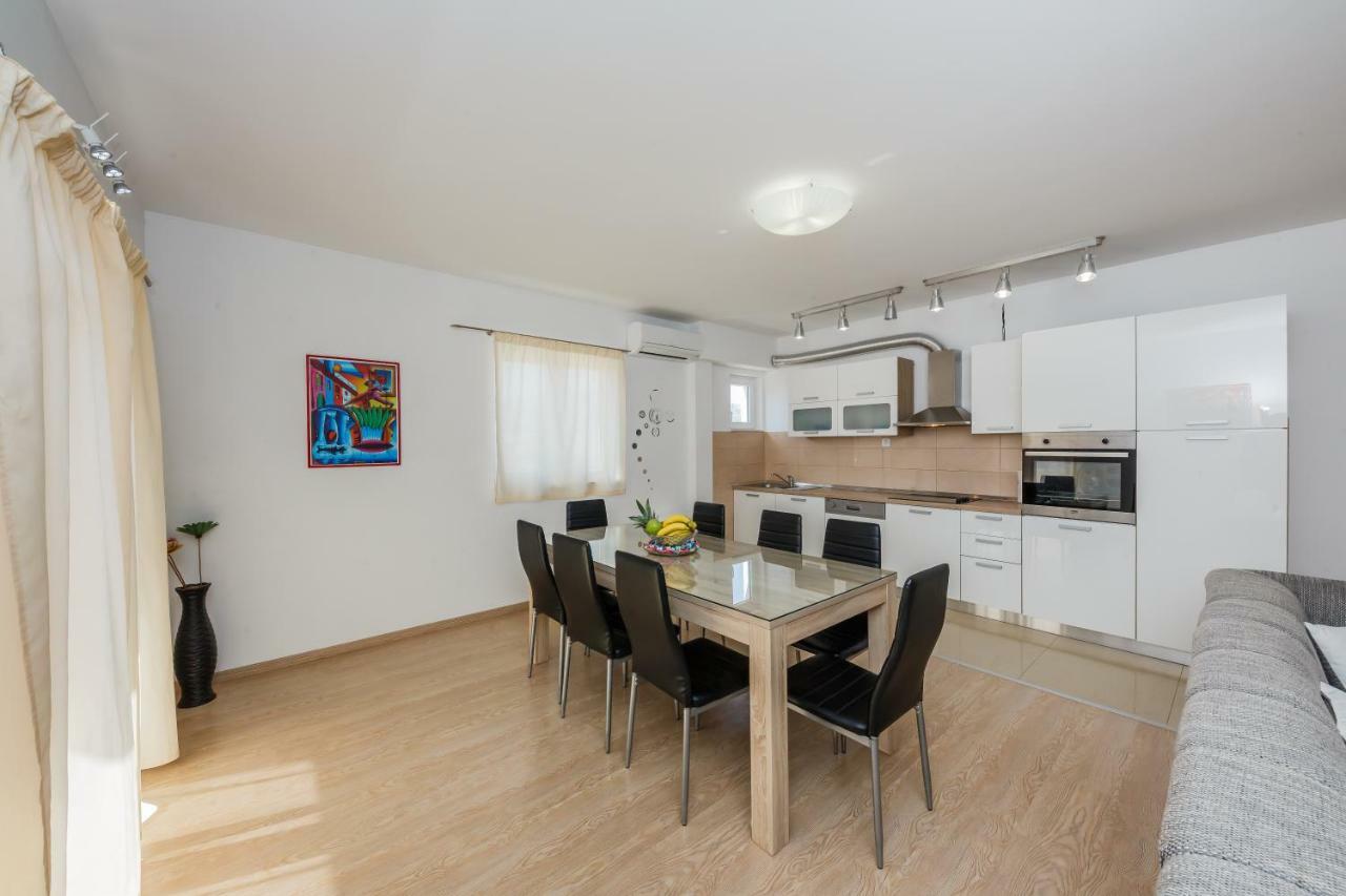 Apartments Selak Split Exterior foto
